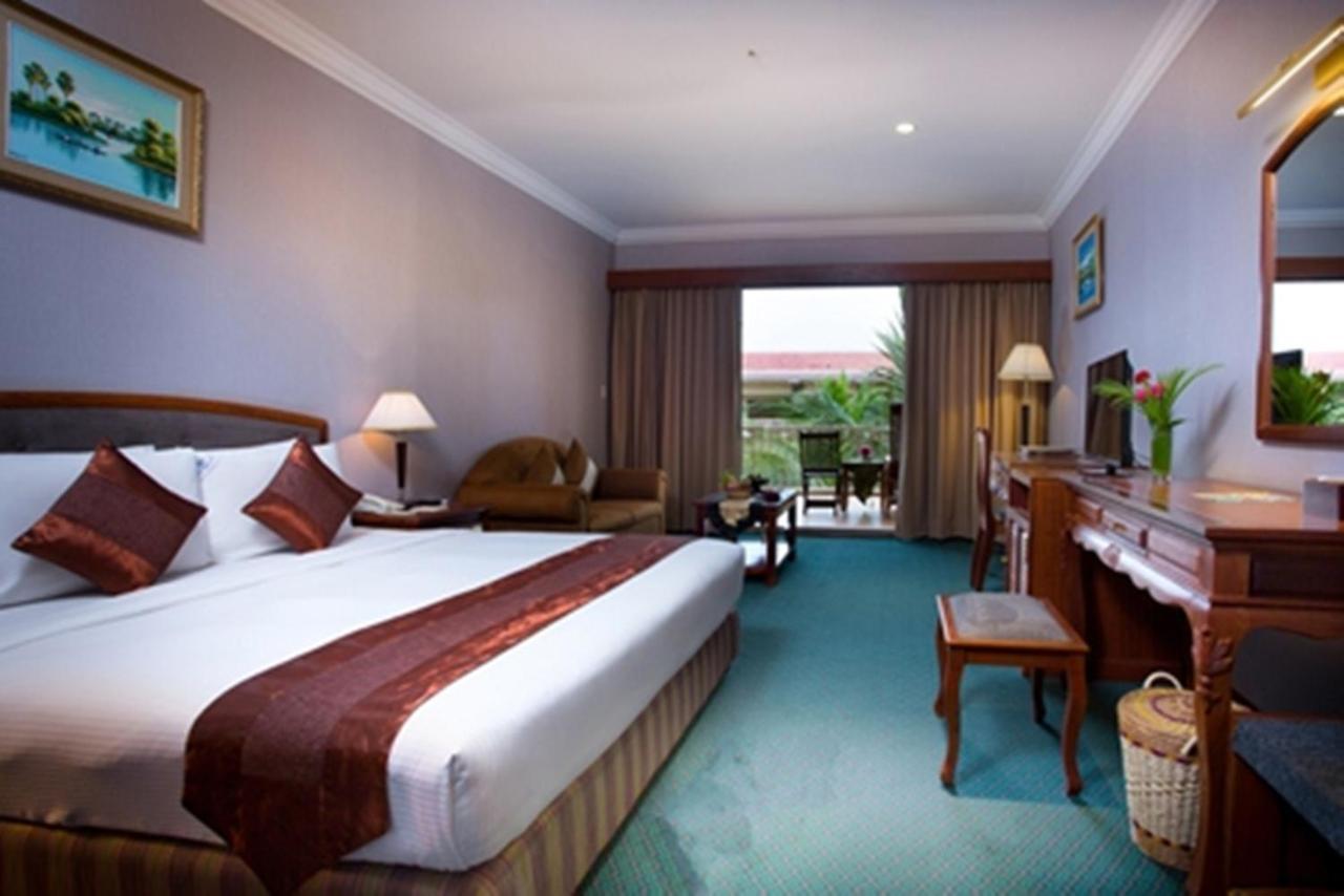 Angkor Howard Hotel Siem Reap Zewnętrze zdjęcie